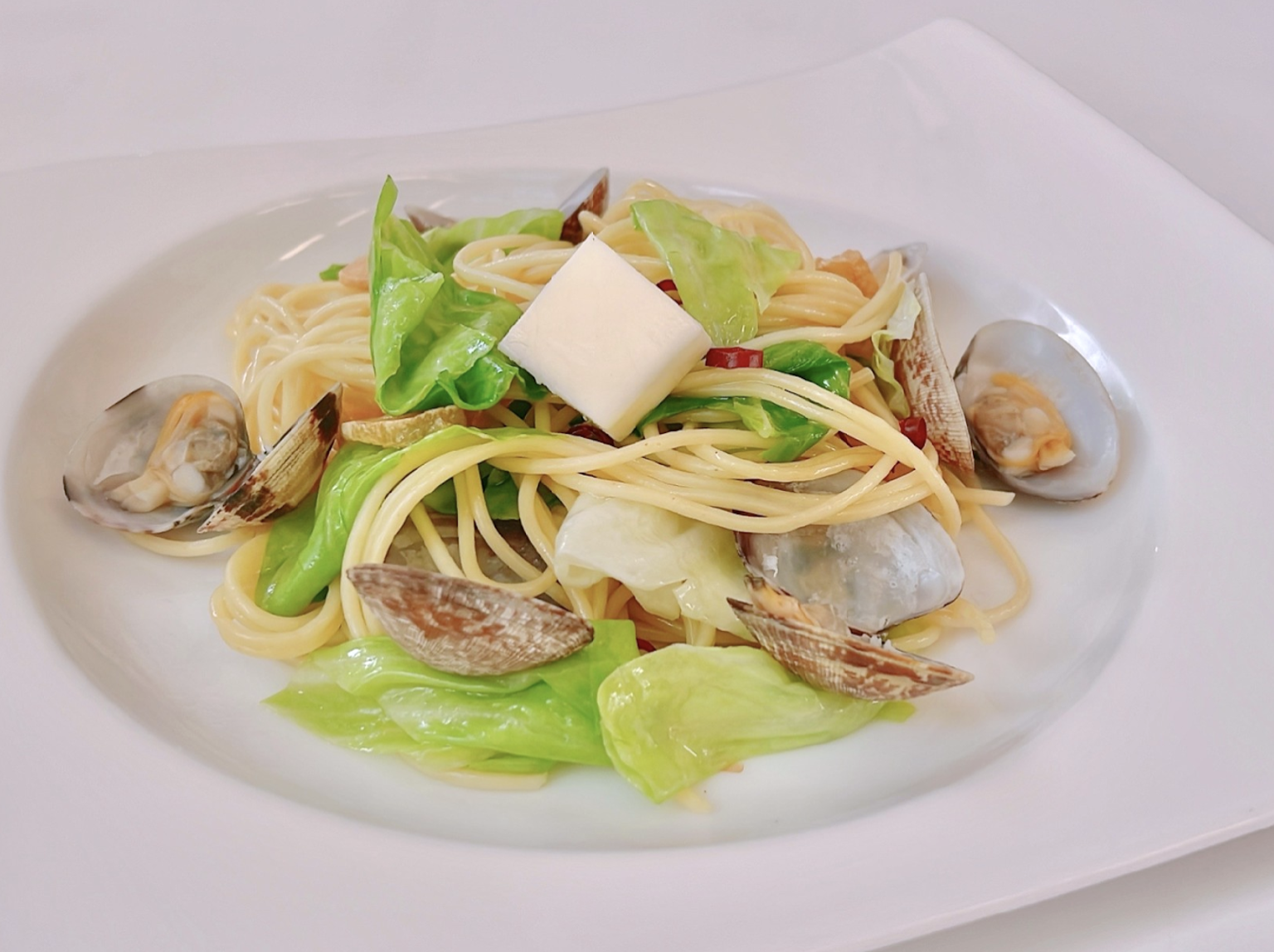 春キャベツとアサリのパスタ