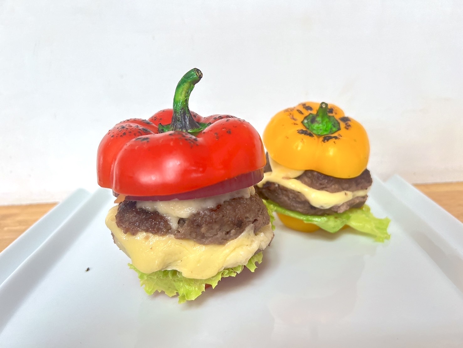 パプリカバーガー