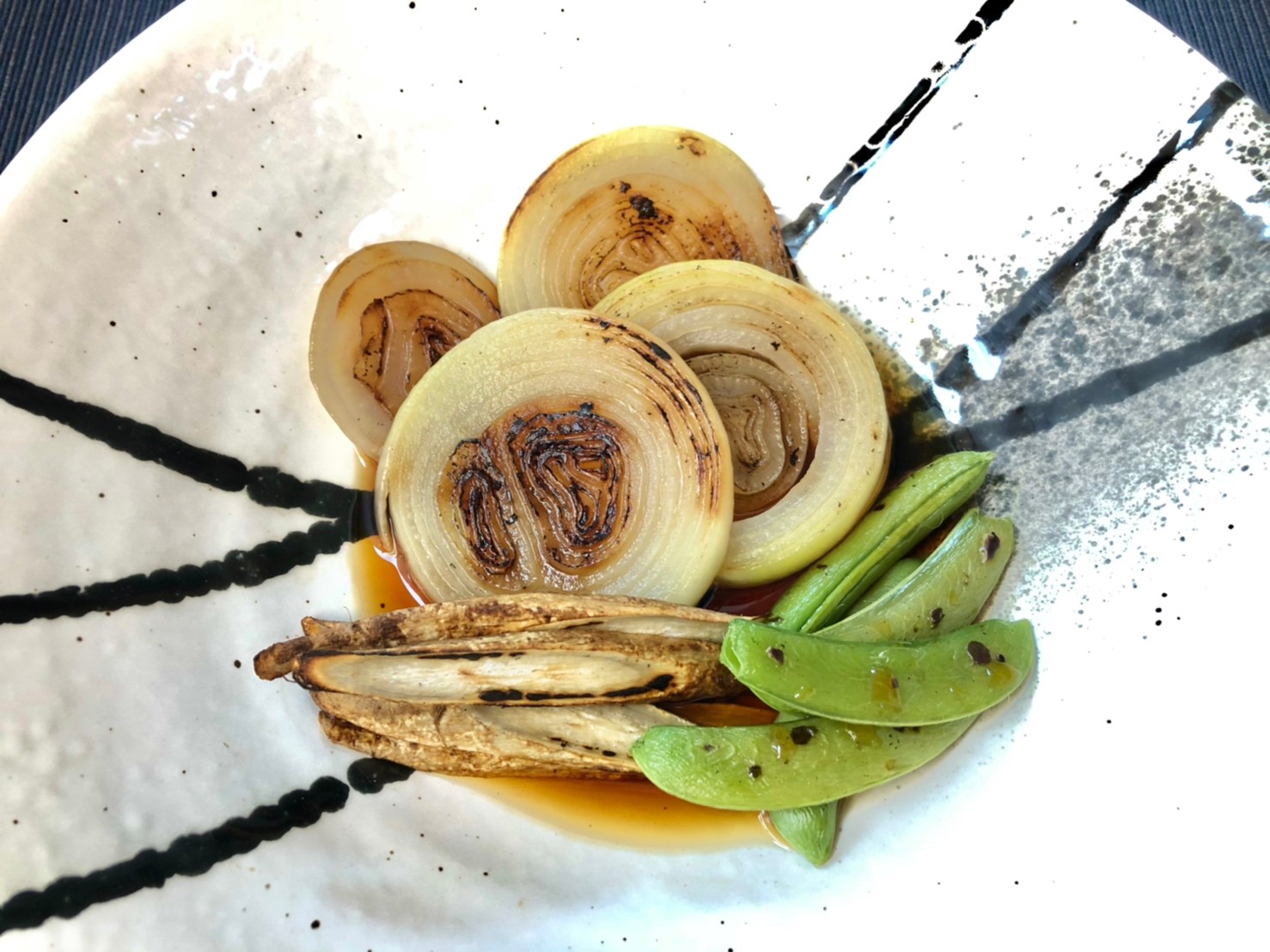 新玉ねぎの焼きびたし<br />
