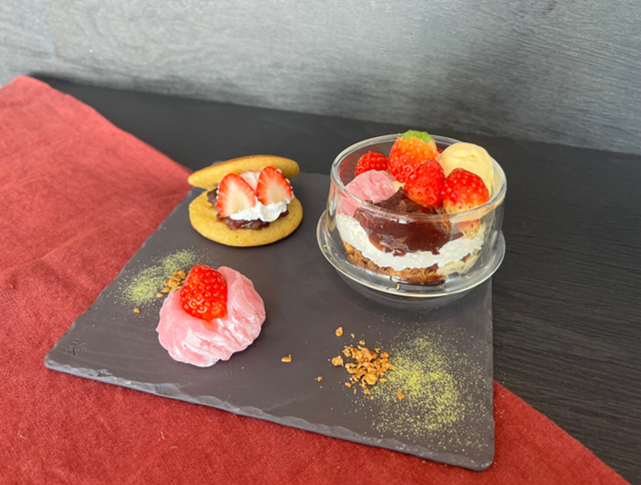 雛祭りのデザートプレート